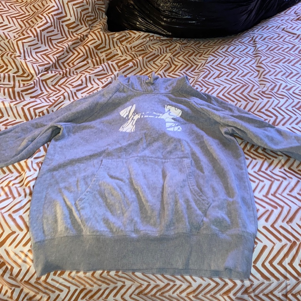 grey small under armor jacket
